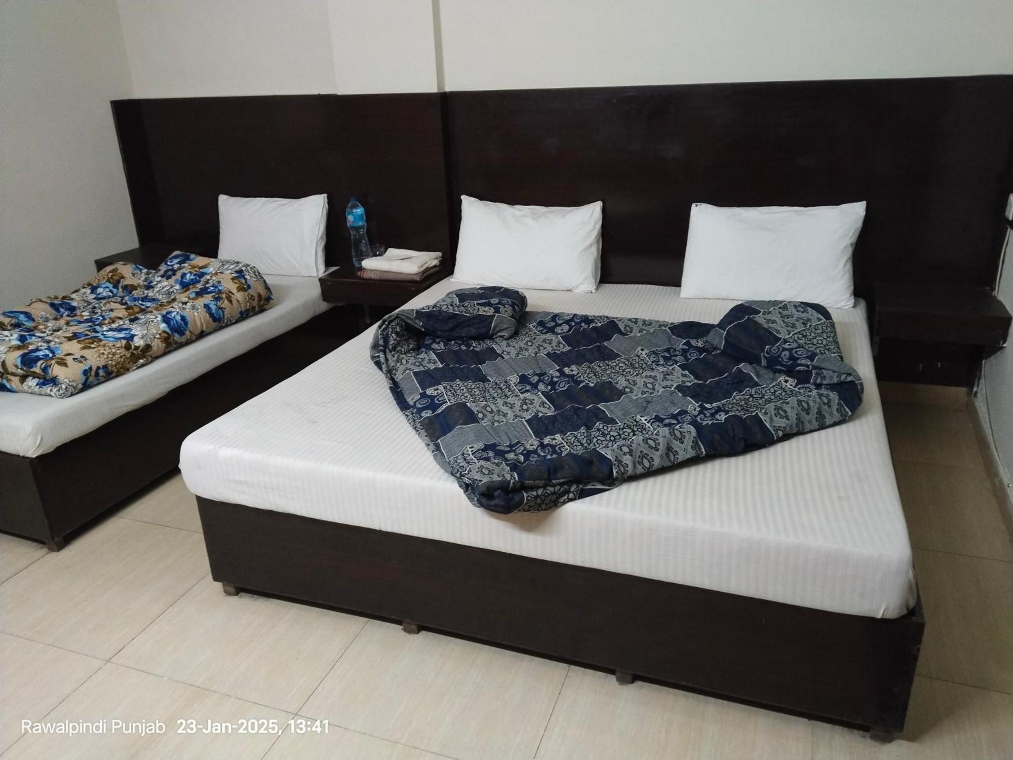 Shahzad Hotel Rawalpindi Eksteriør billede